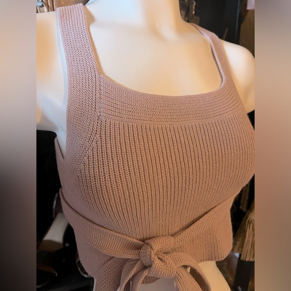 Wilfred Cayenne Top - Picture 2 of 7